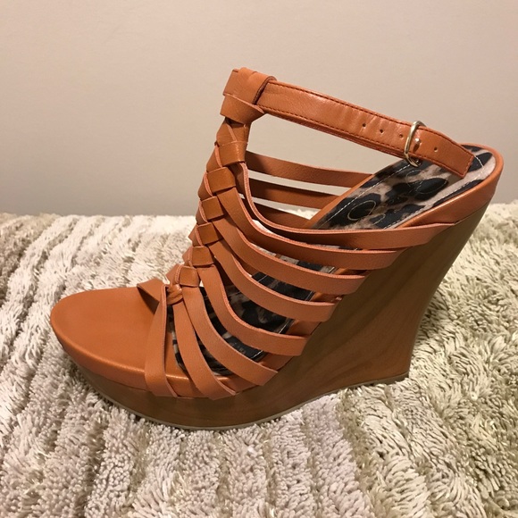 JESSICA SIMPSON Orange Platform Wedges 6.5 - Picture 2 of 5